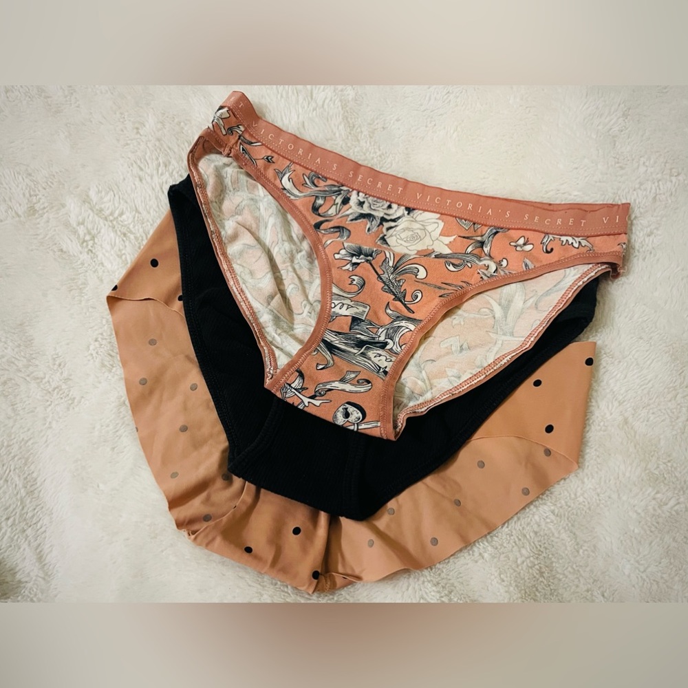 SOLD! Victoria’s Secret NWOT Undies Bundle S